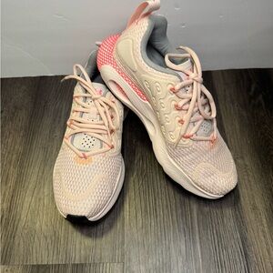 Under Armour Women's HOVR Revenant Pink Running Shoes New Sz 8.5